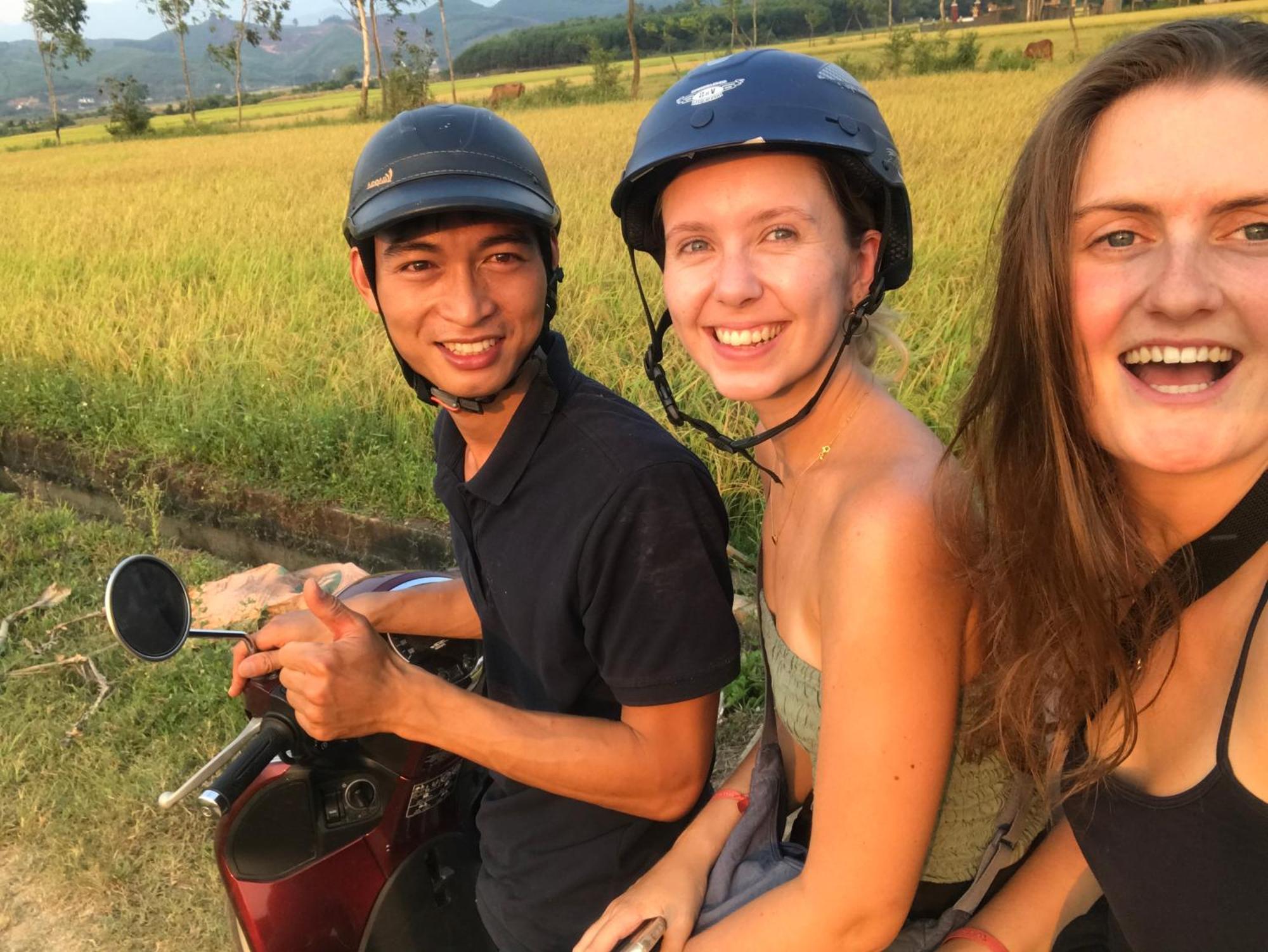 Happy Field Homestay Phong Nha Buitenkant foto